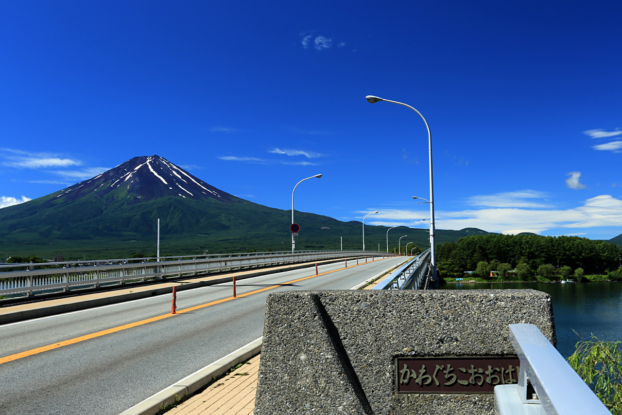 河口湖大橋の絶景と歩き方完全ガイド｜富士山撮影や駐車場も徹底解説