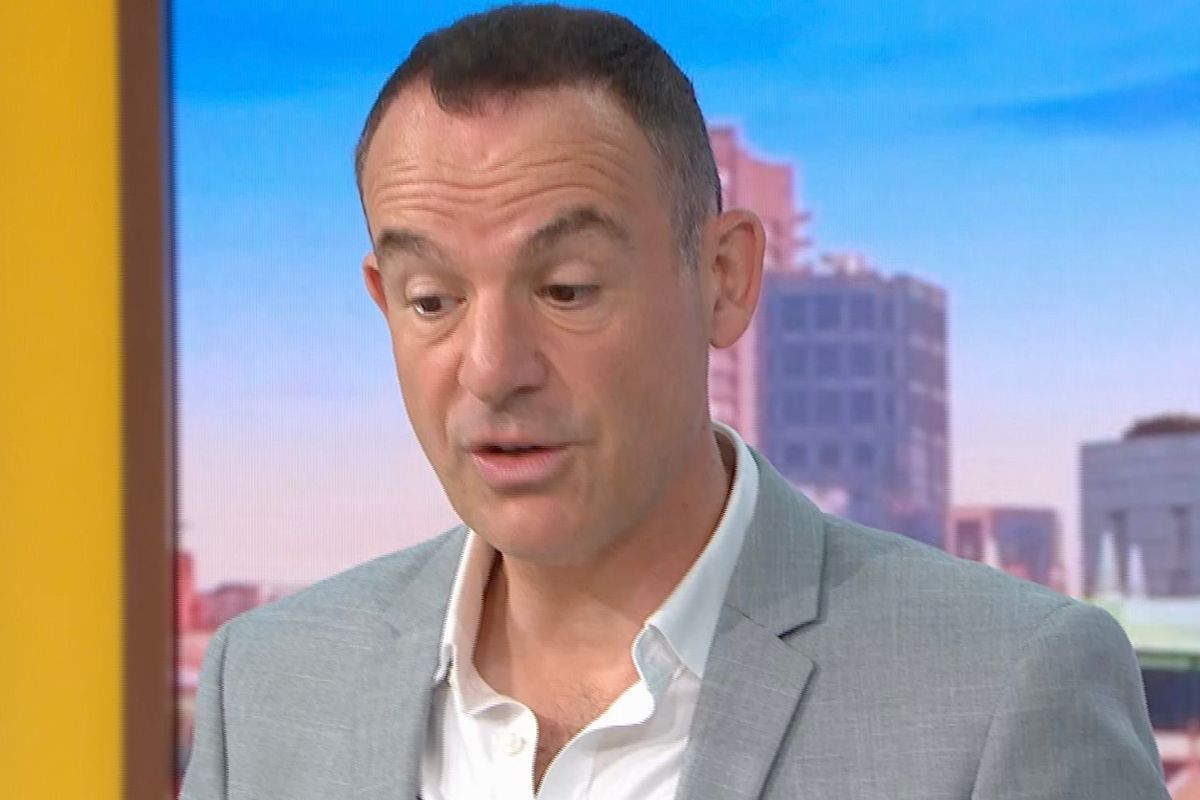 Martin Lewis Universal Credit Bank Switching