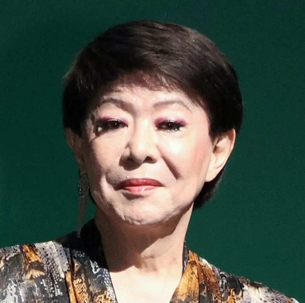 美川憲一の年収と総資産2026｜巨額借金完済から豪華豪邸までの全真相