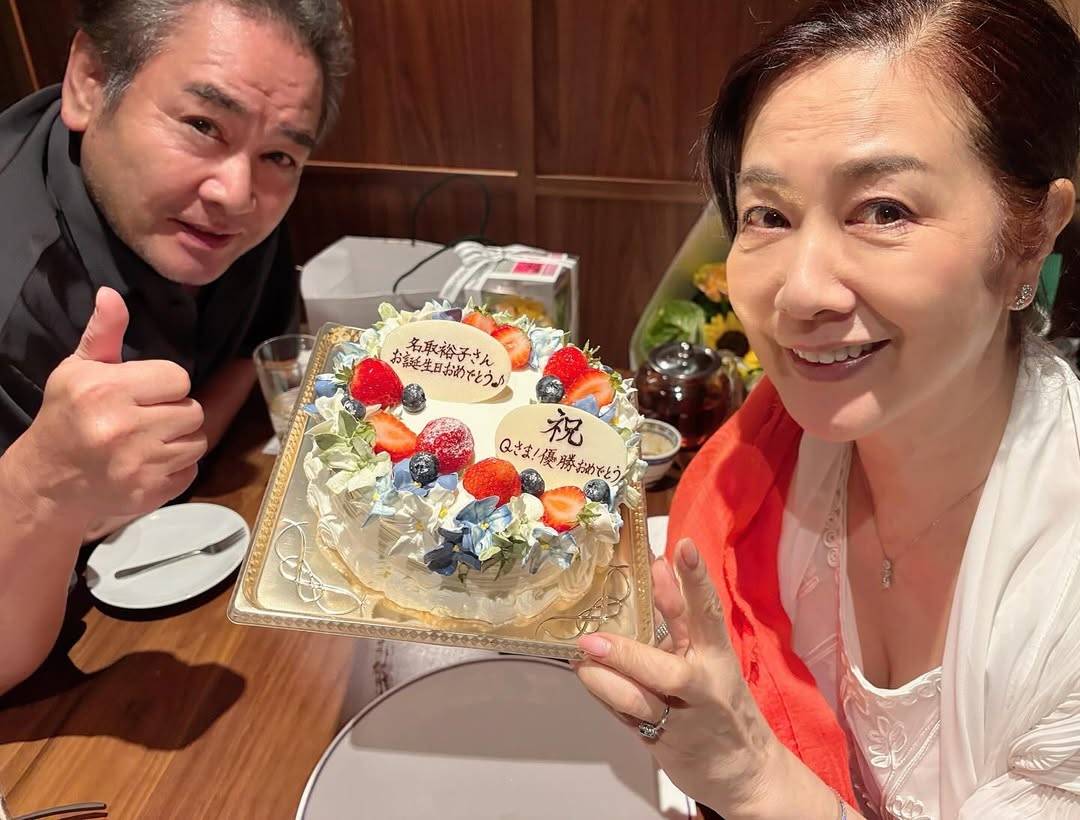 名取裕子の夫や結婚歴の真相！独身を貫く理由と愛犬と暮らす現在