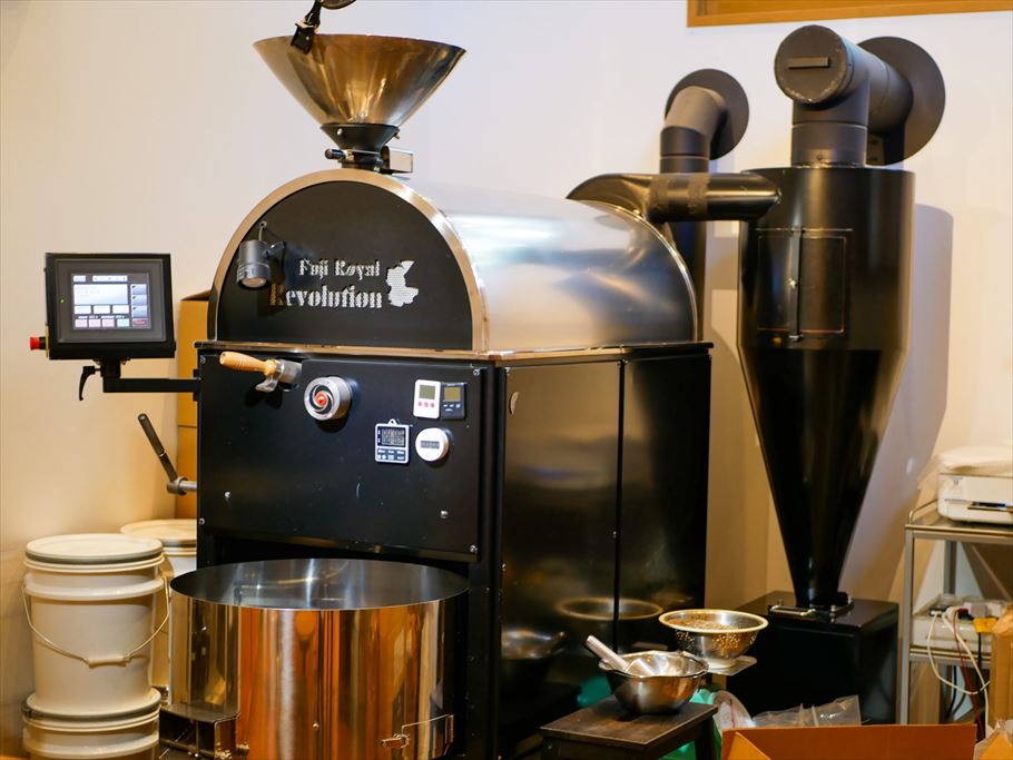 福岡・うきはの「ゼルコバ コーヒー」が世界中を魅了する理由――五感を揺さぶる一杯と静寂のロースタリー