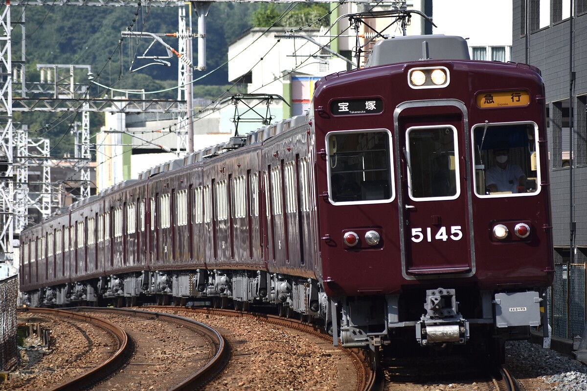 阪急宝塚線のおすすめ撮影地2026！神崎川橋梁から駅ナカ穴場まで解説