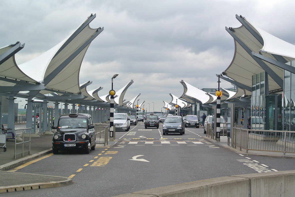Dropping off at Heathrow Terminal 5