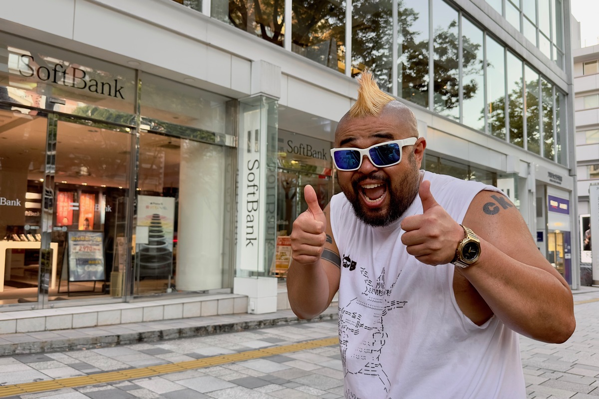 伝説の行列男は今…「ビックウェーブさん」の現在と明かされた真相