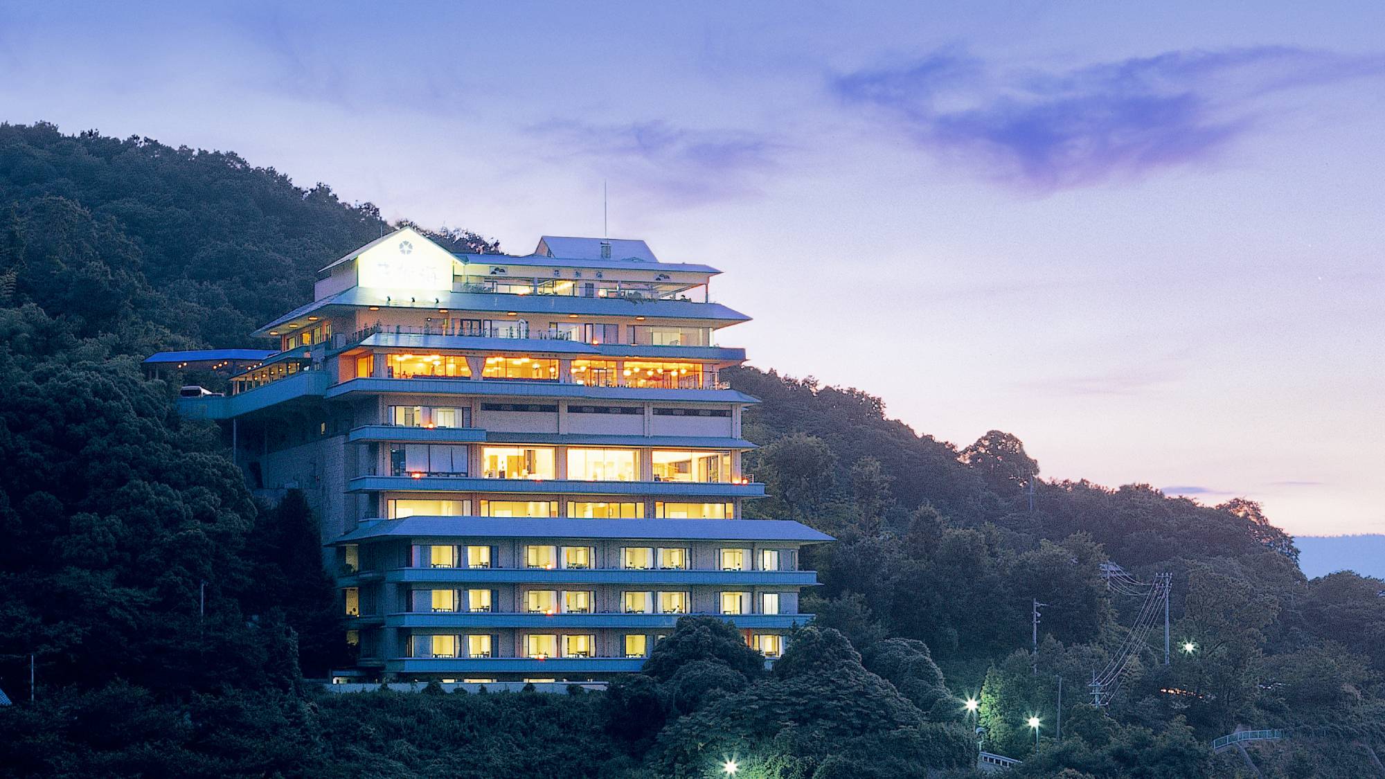 高松の絶景宿Hotel花樹海の評判は？宿泊記と温泉・ランチの実態検証
