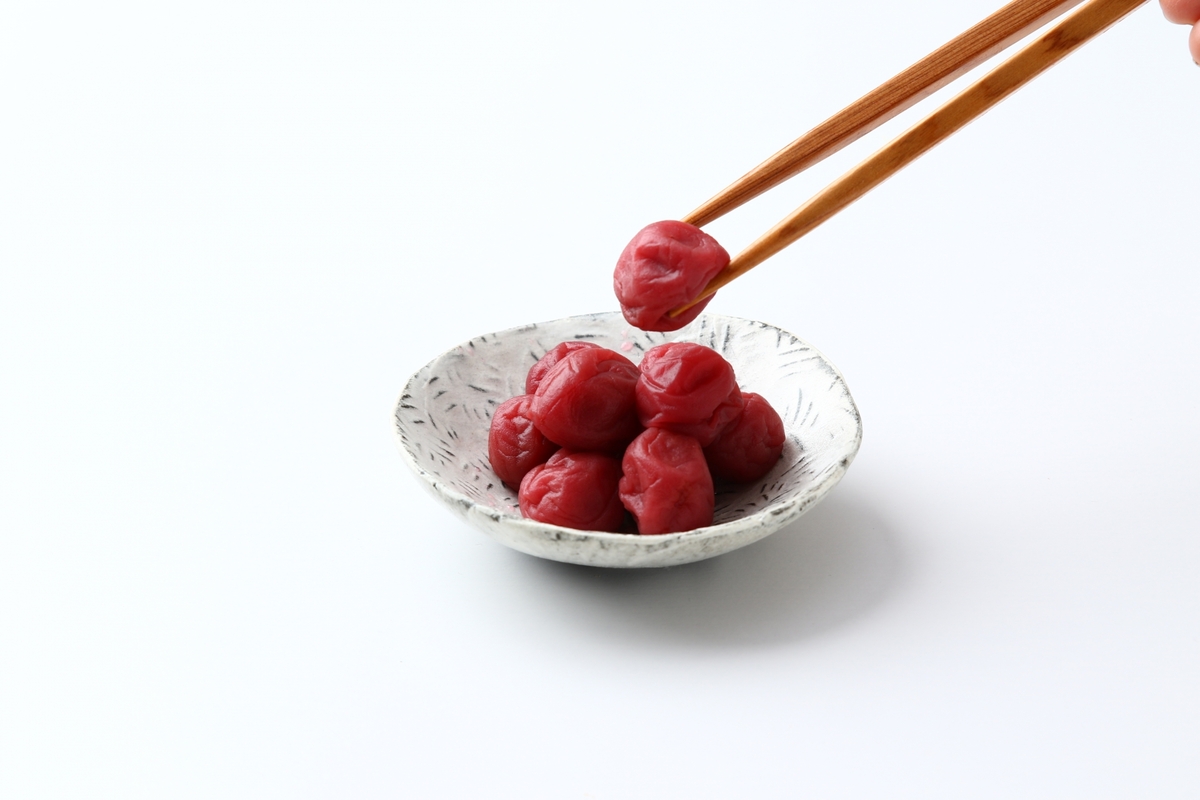梅干しの効果とデメリットを徹底解明！食べ過ぎのリスクと正しい適量