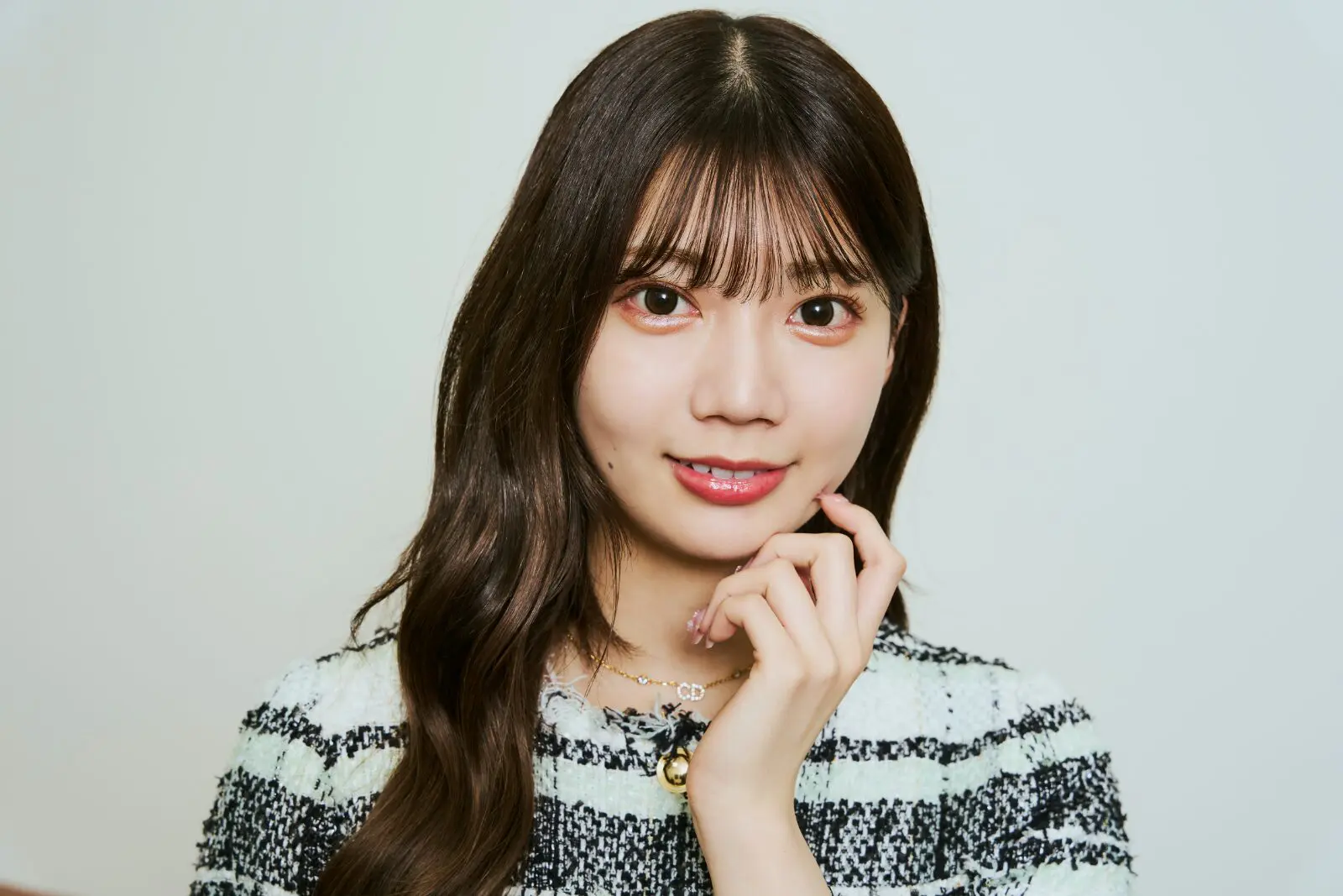 高本彩花の現在と卒業理由の真相！写真集や事務所・結婚の噂まで徹底追跡