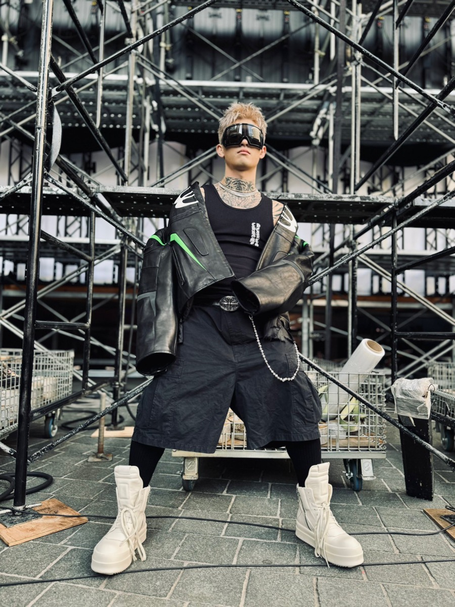 平本蓮のファッション解体新書！私服ブランドから着こなしの美学まで