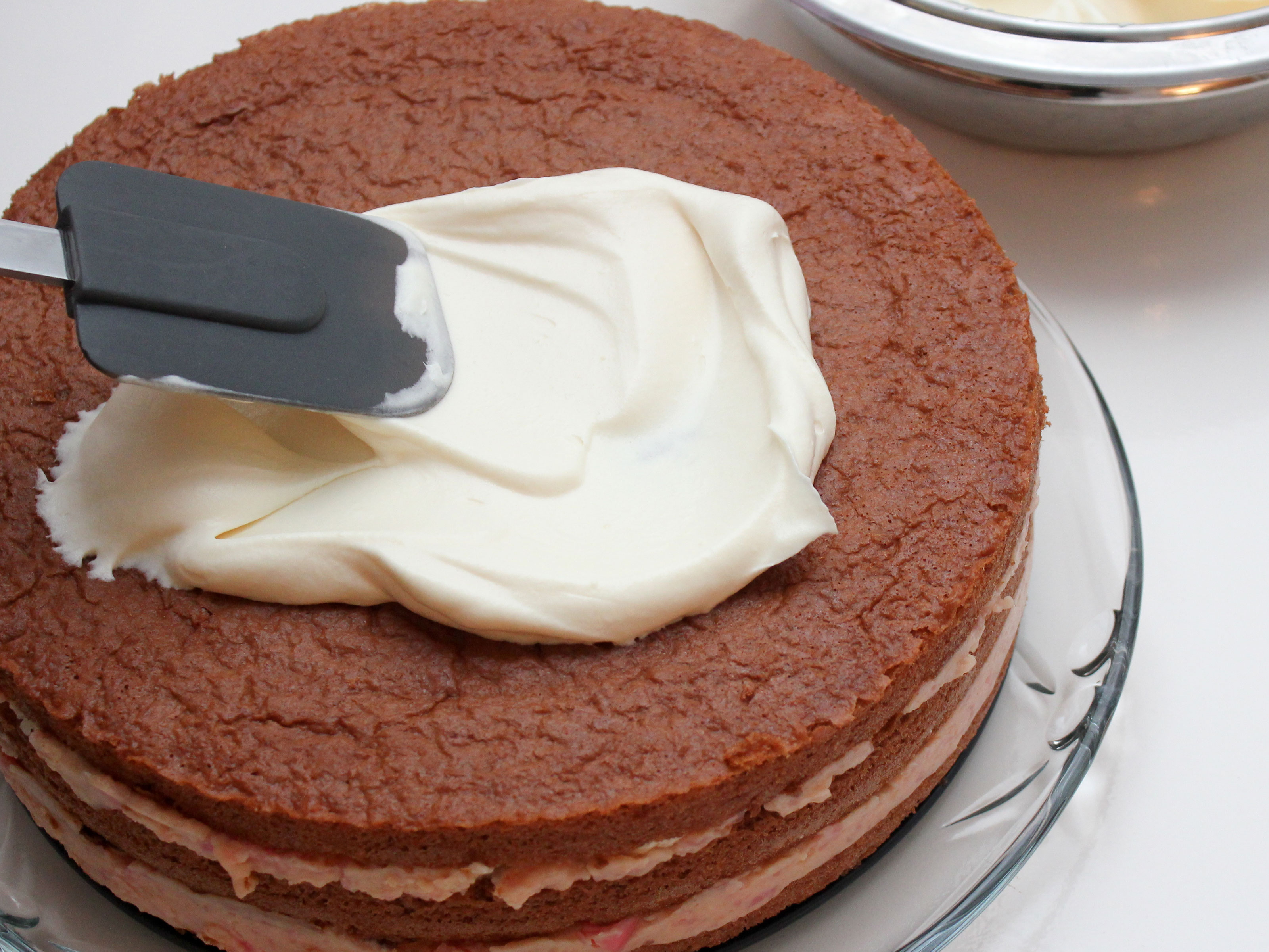 What Is a Cake Filling