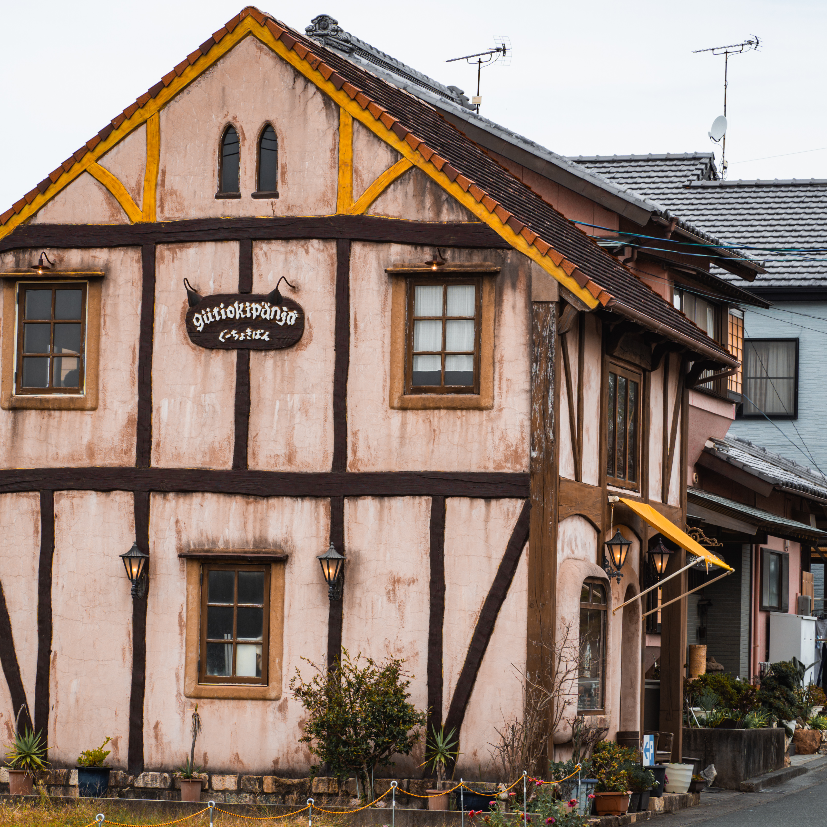魔女の宅急便に宿るパン屋の引力！聖地再現と知られざる秘密の扉