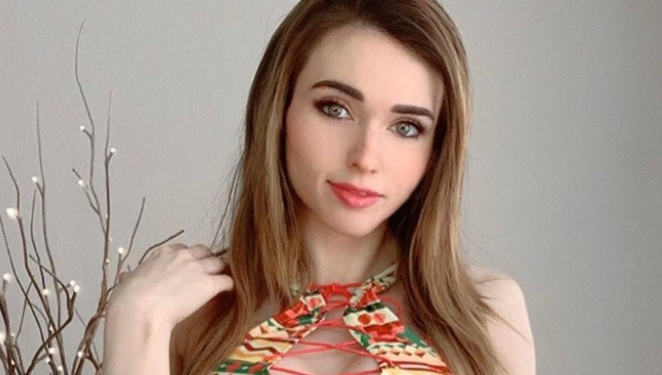 Amouranth’s Measurements: Her Height, Bra Size, and More