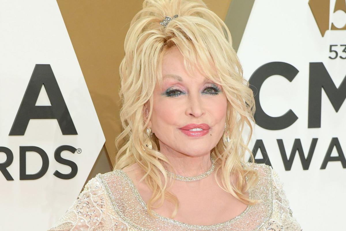 Who Is Dolly Parton's Real Husband