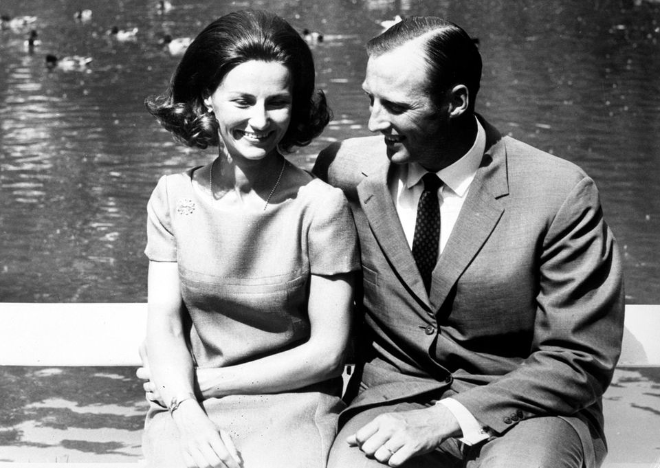 Secret Dates and Royal Scandal: the Early Year's of Harald and Sonja