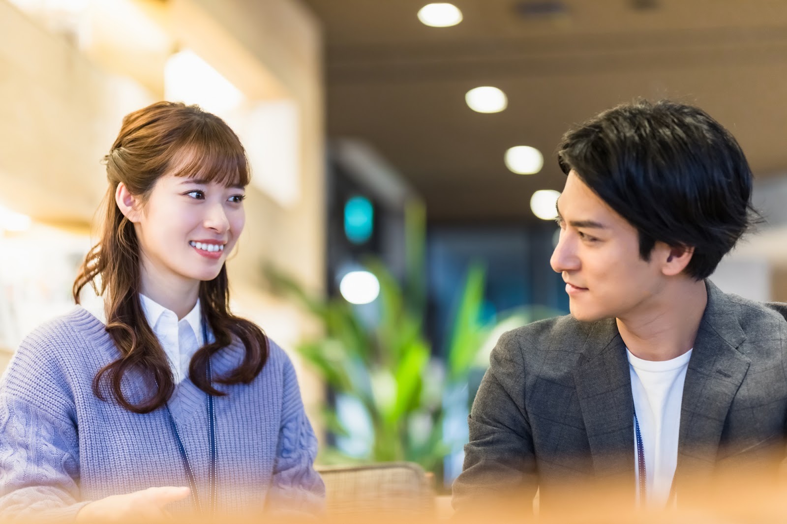 自分のことが好きな人の心理と特徴｜ナルシストとの違いを徹底解明