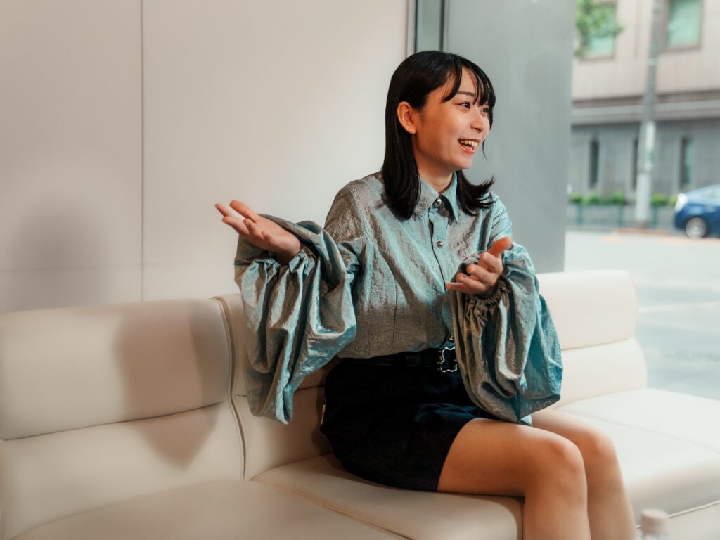 アンゴラ村長の大学はどこ？学歴の真相と現在の活動を徹底検証