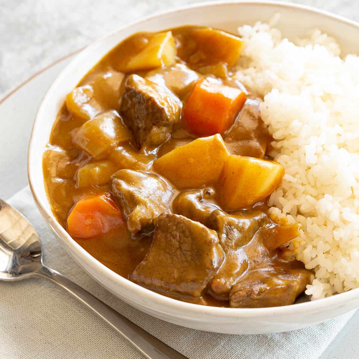 市販カレールーで作る絶品キーマ！15分で実現する専門店のコク
