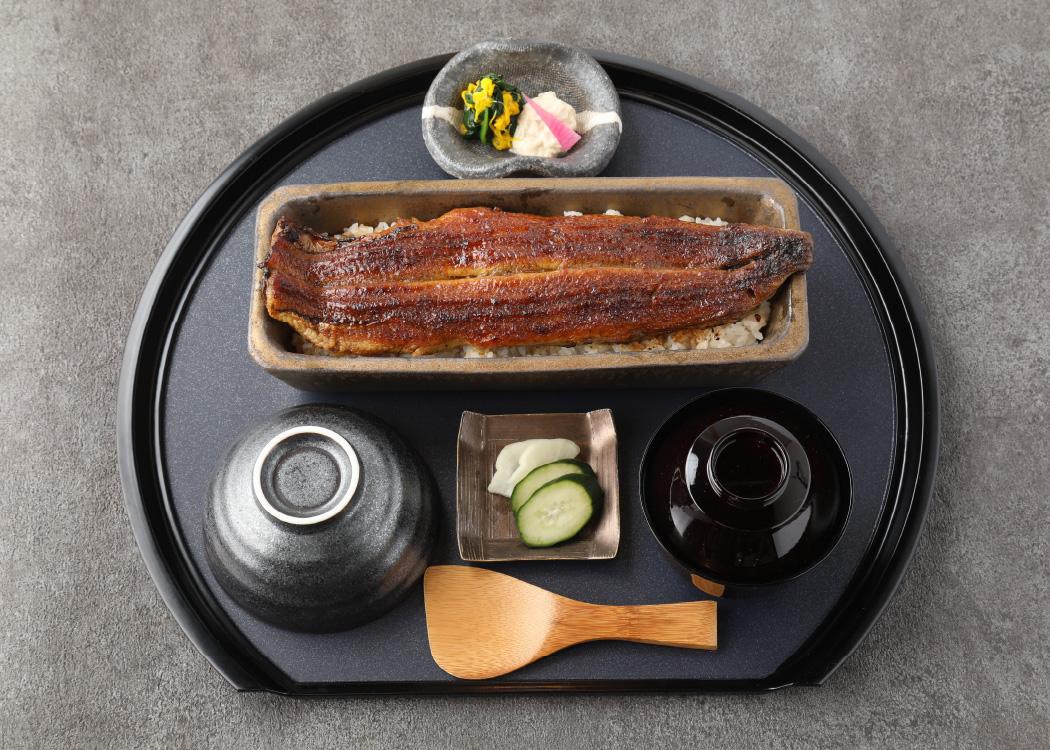 創業90年の執念！うなぎ四代目菊川「一本重」が放つ驚愕の旨味