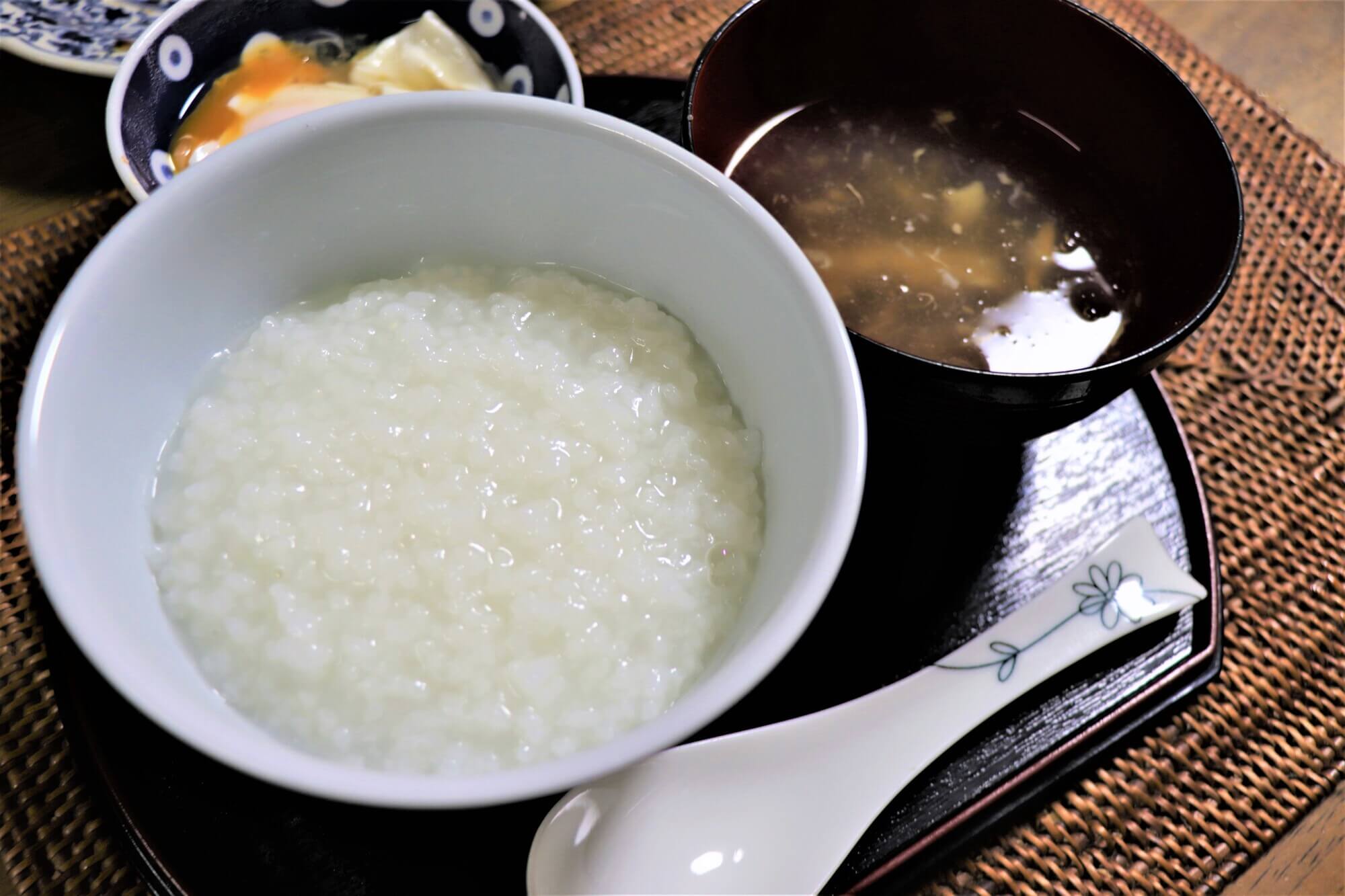 全粥とは？五分粥との違いや水の割合・失敗しない炊飯器レシピを徹底解説