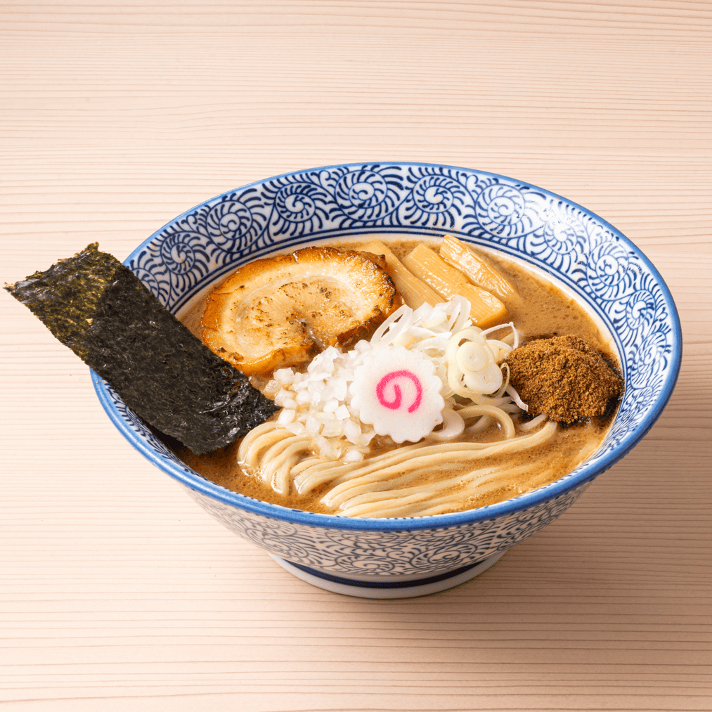 なぜ行列が途切れない？狼煙大宮店の濃厚つけ麺と並び方ルール完全攻略