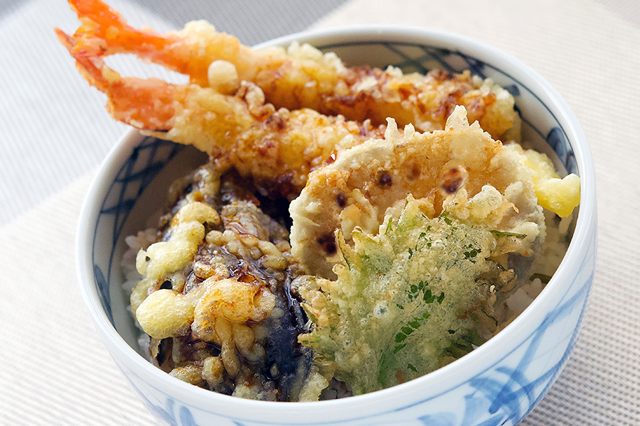 老舗の味を自宅で再現！プロが教える絶品天丼のタレ秘伝黄金比