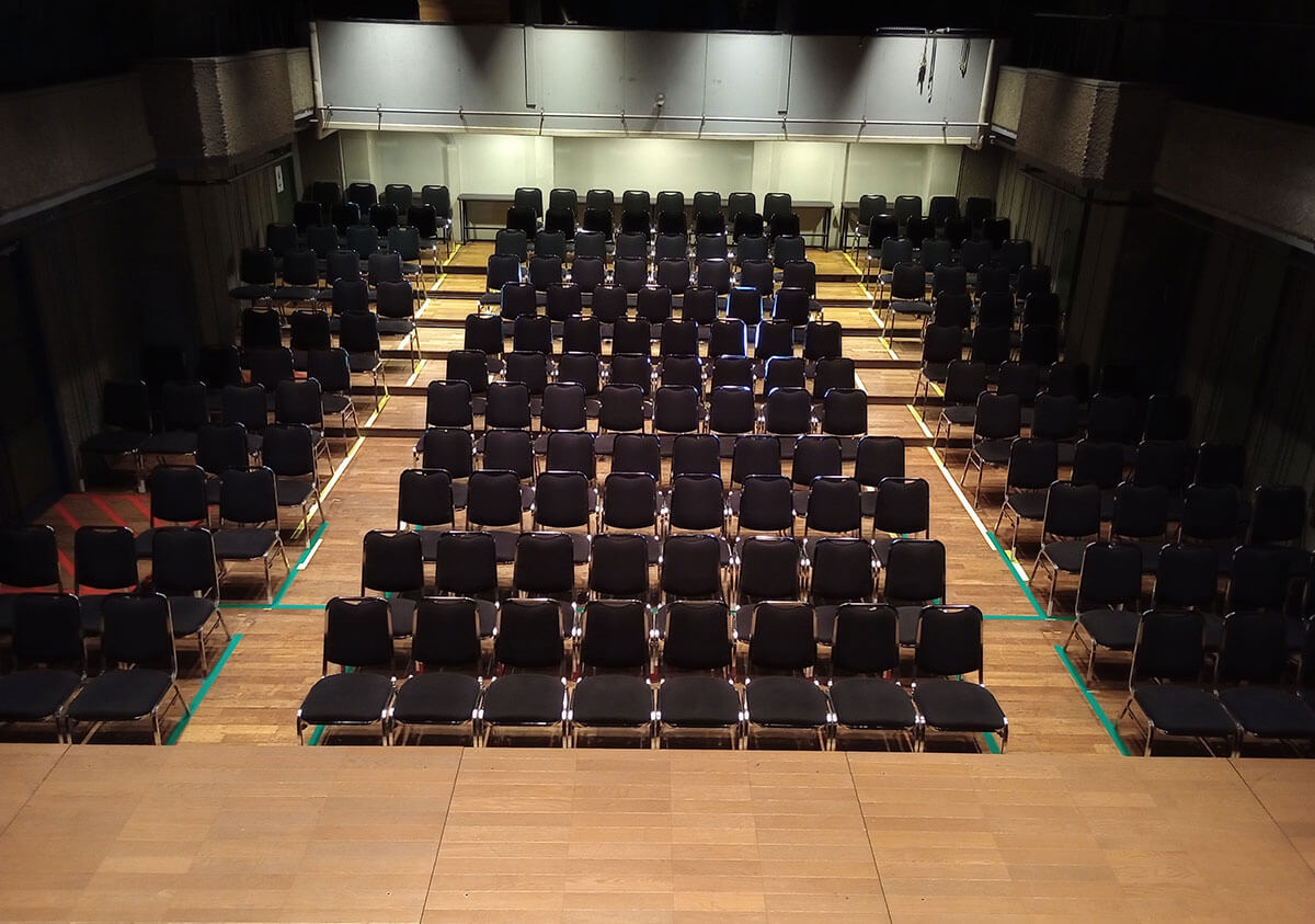 新宿シアターモリエール徹底解剖！座席の見え方と限定アクセス術