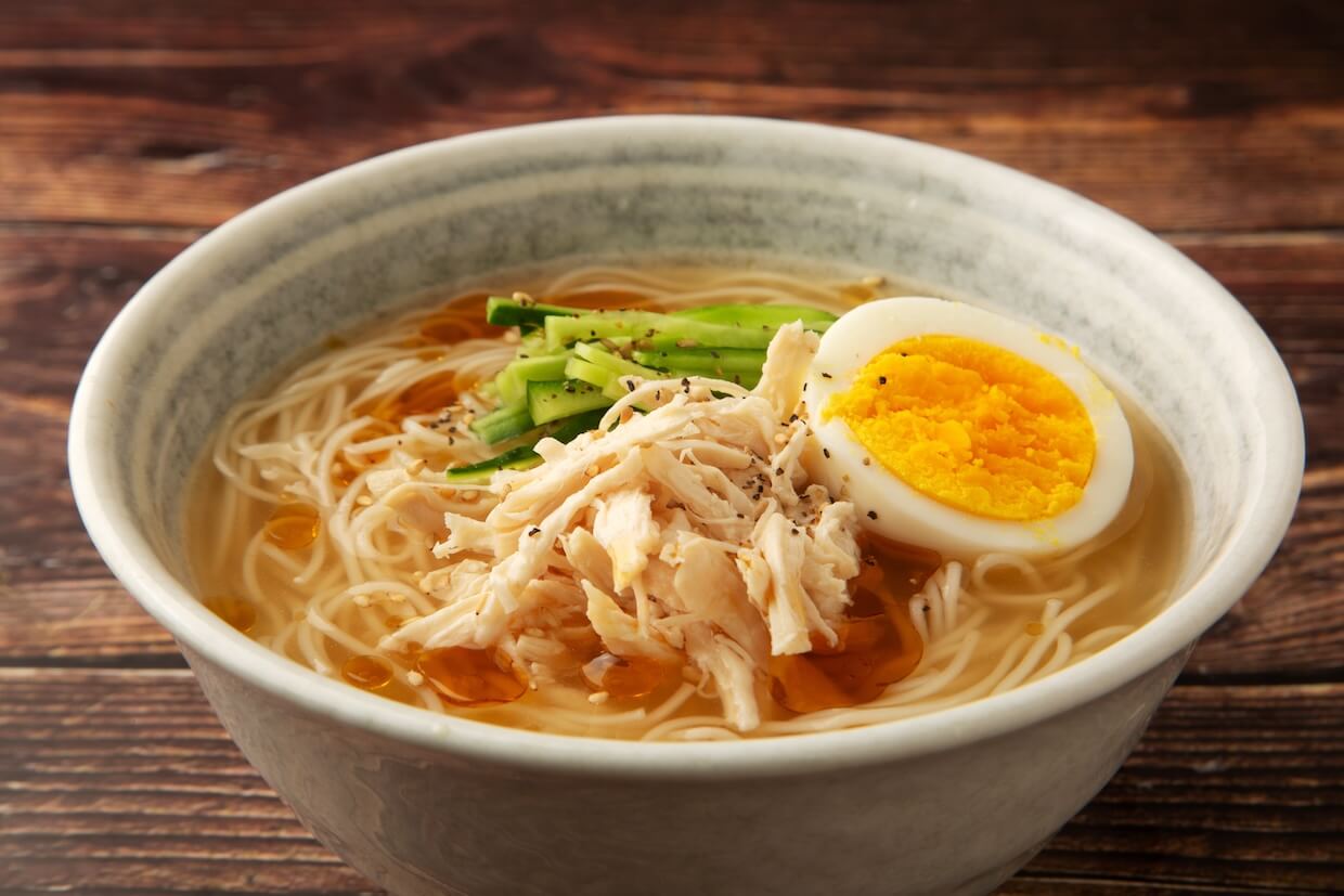 冷たいそうめんレシピ決定版！めんつゆ激変の裏技と絶品アレンジ【2026】