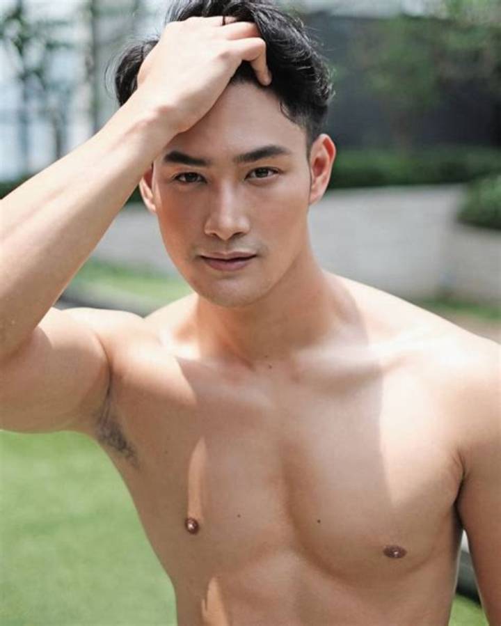 タイ男性美の極致「Labour Bkk」解剖：写真集とアンダーグラウンドの影