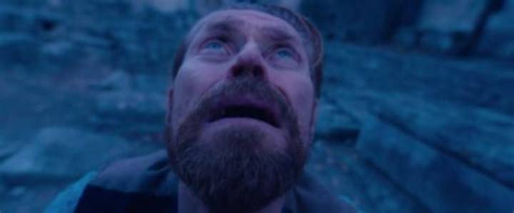 Willem Dafoe Looking up: the Face, the Frame, and the Meaning